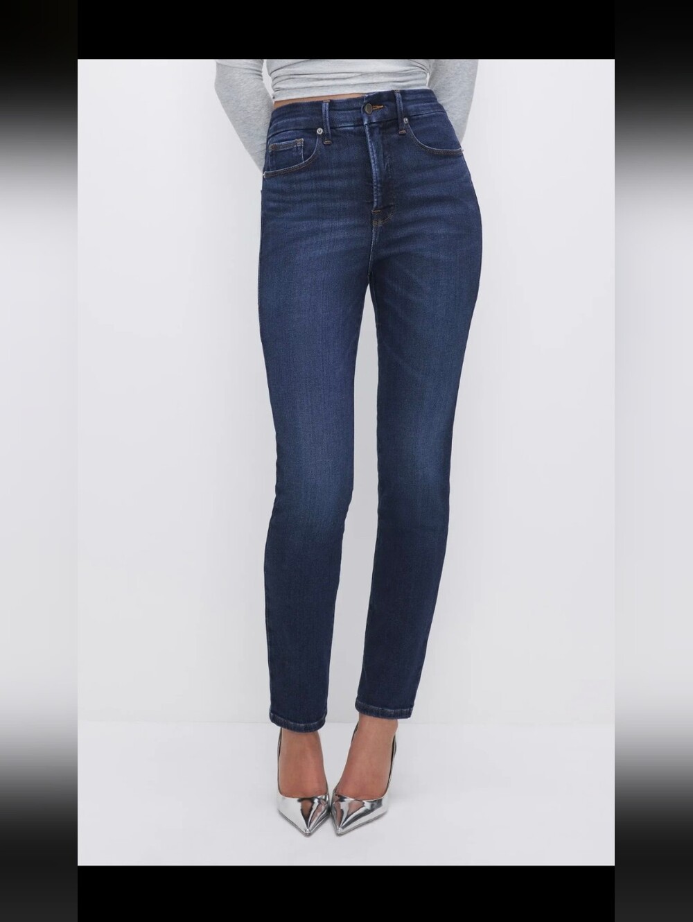 Good American Skinny High-Rise Jeans in Dark Blue Wash